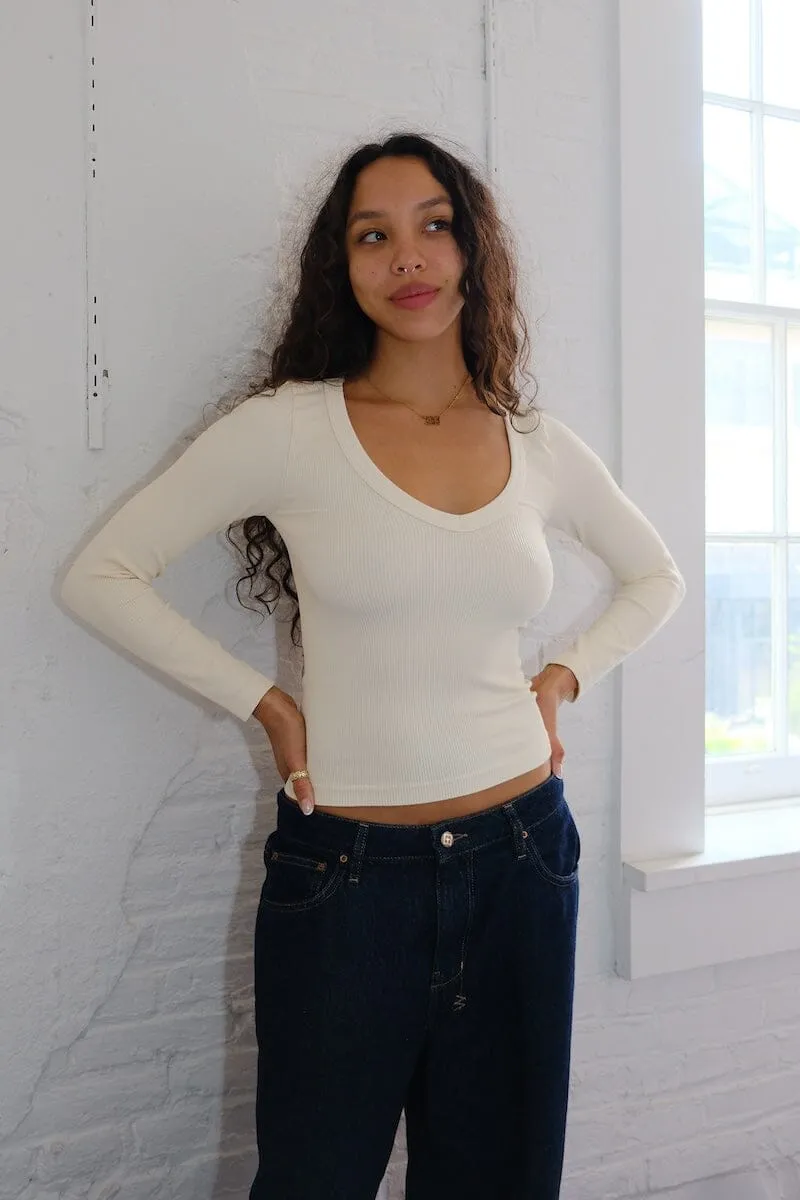 Clara V Neck Long Sleeve Top