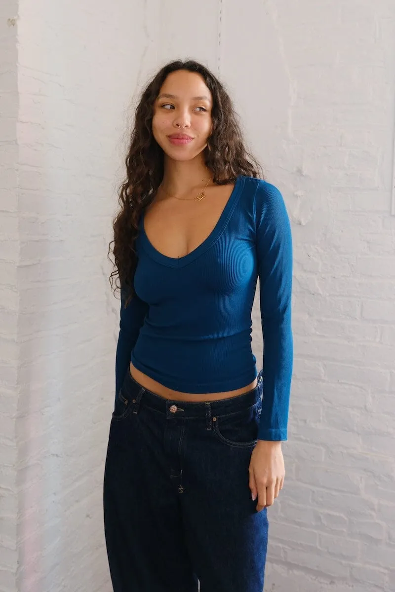 Clara V Neck Long Sleeve Top