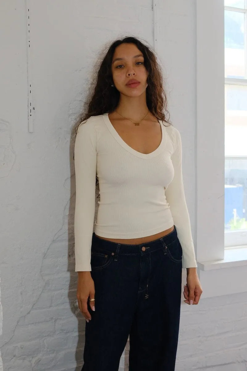 Clara V Neck Long Sleeve Top