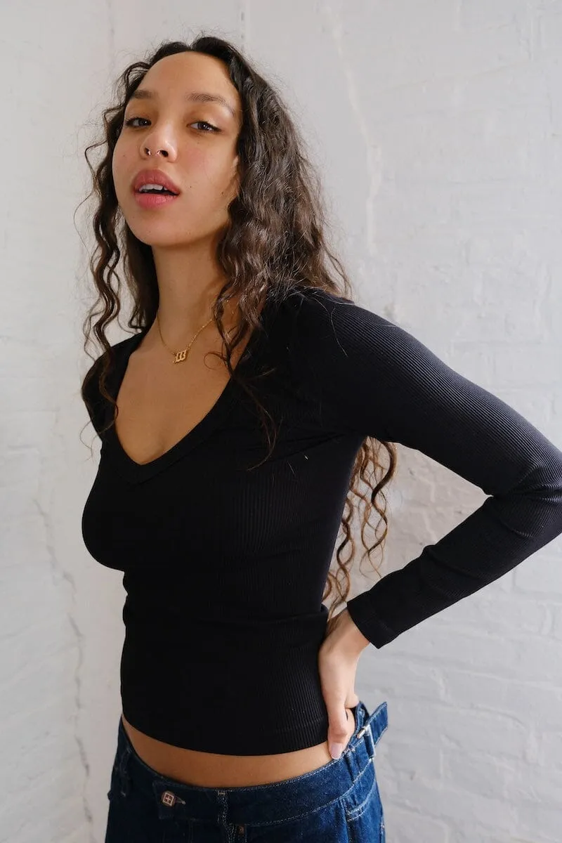 Clara V Neck Long Sleeve Top
